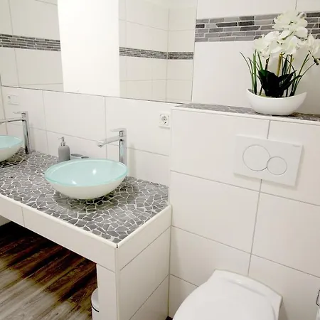 Sh L 3 Betten L Sauna L 450m Bis Universitaet Apartment Duisburg